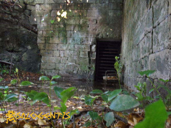 Acquedotto Carlo Magno, accesso al corridoio drenante