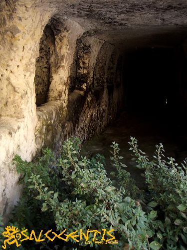 Dromos - Grotte di San Giovanni