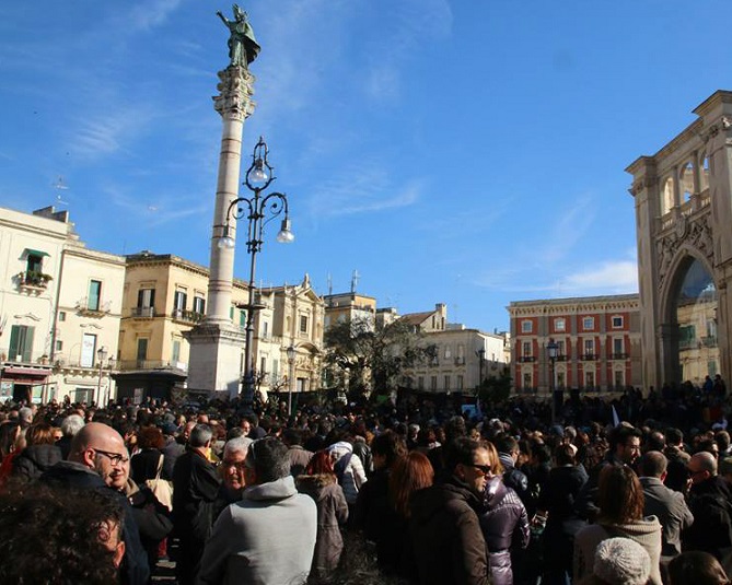 Manifestazione contro eradicazione degli ulivi - Lecce