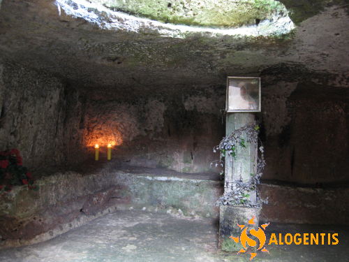 Cripta dello Spirito Santo: vista frontale